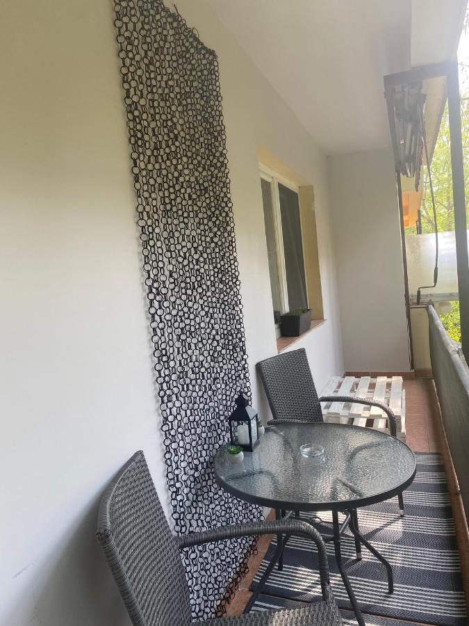 Gabrielle2 apartman Debreţin Exterior foto